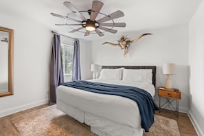 1 bedroom, desk, iron/ironing board, WiFi - Game Changer: Condo with Stadium Views! (Nashville)