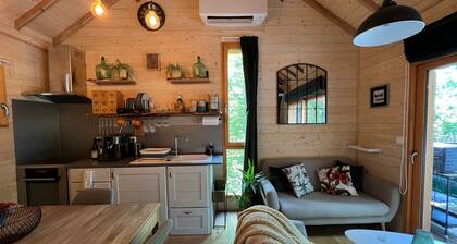 Unusual lodging Cabane Petit Bois 1h15 from Paris