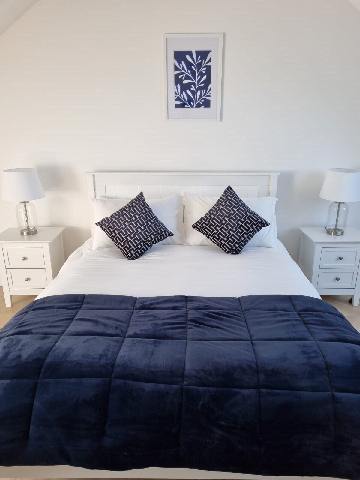 New penthouse apartment with stunning sea views