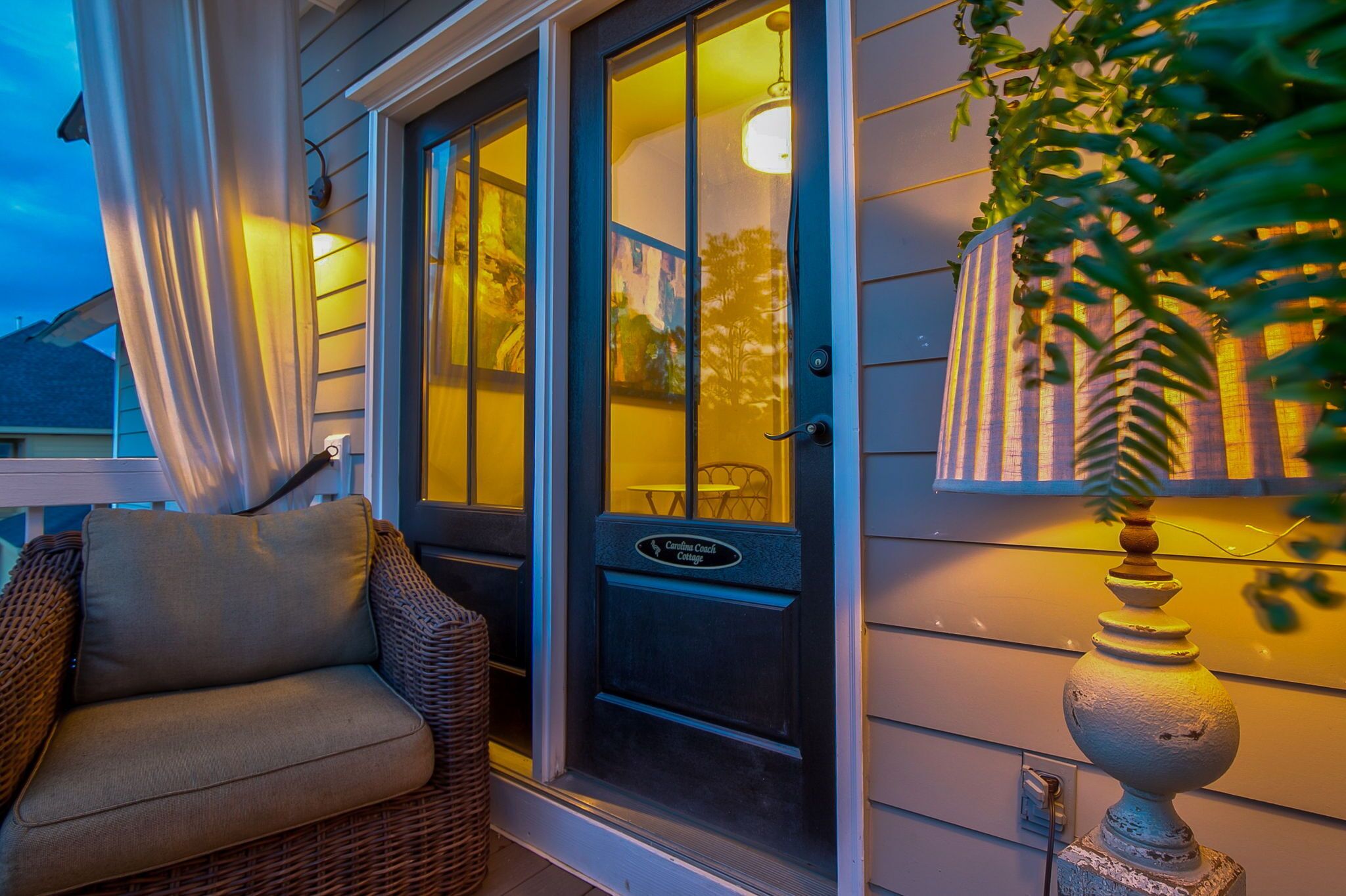 Amazing Modern Space within walking distance to the lake and Town Center. Bikes.