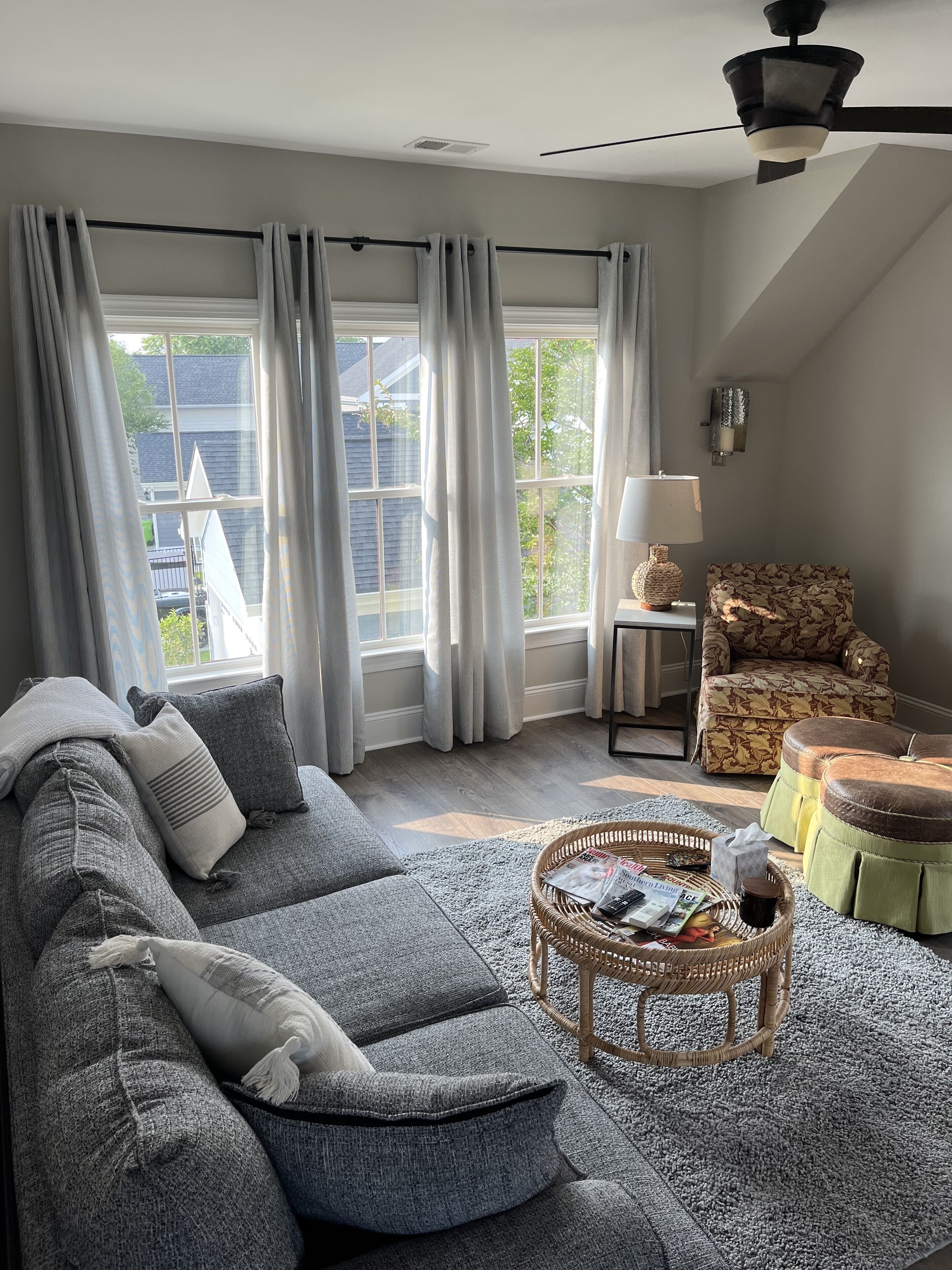 Amazing Modern Space within walking distance to the lake and Town Center. Bikes.