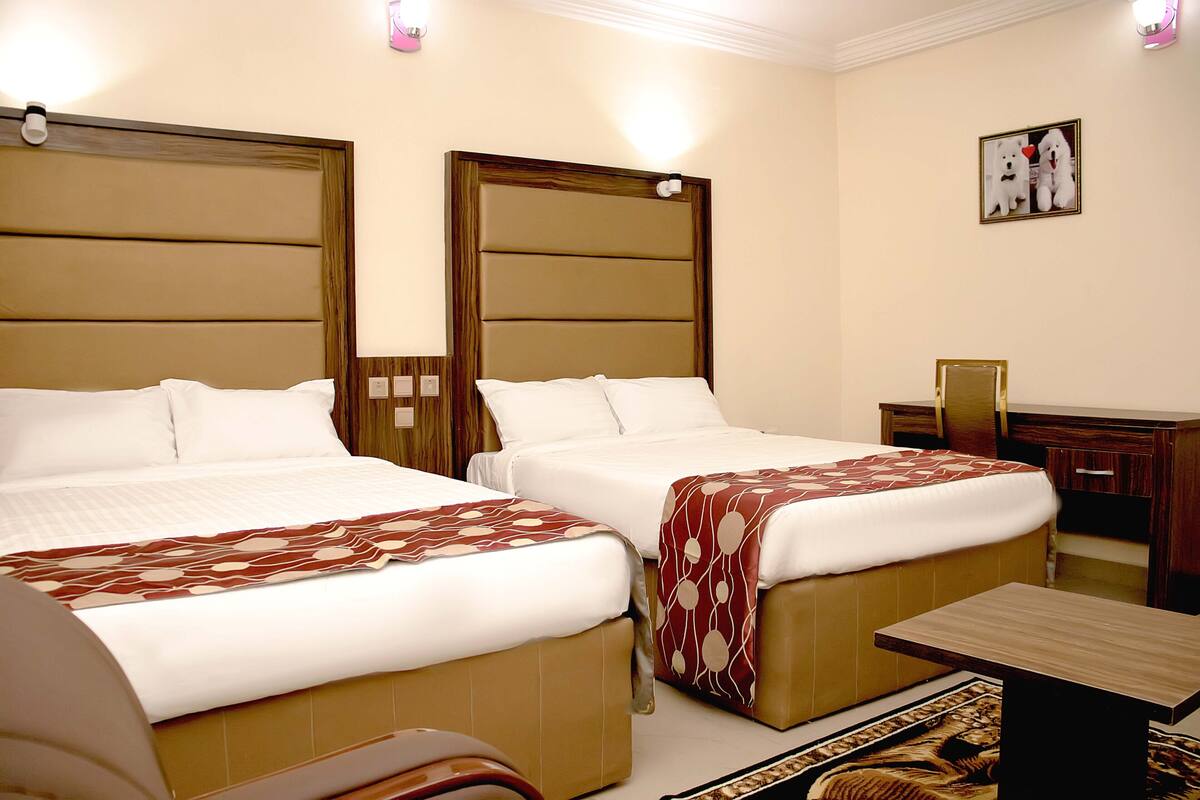 Free WiFi, bed sheets