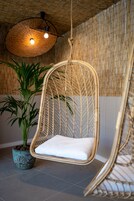 Poolside bar