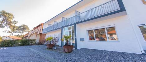 Fachada da propriedade