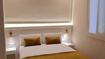 Economy Double Room | In-room safe, desk, free WiFi, bed sheets