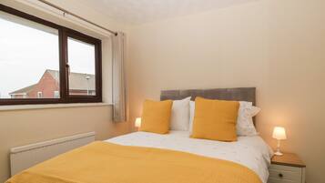 Cottage | 2 bedrooms, individually decorated, individually furnished, free WiFi