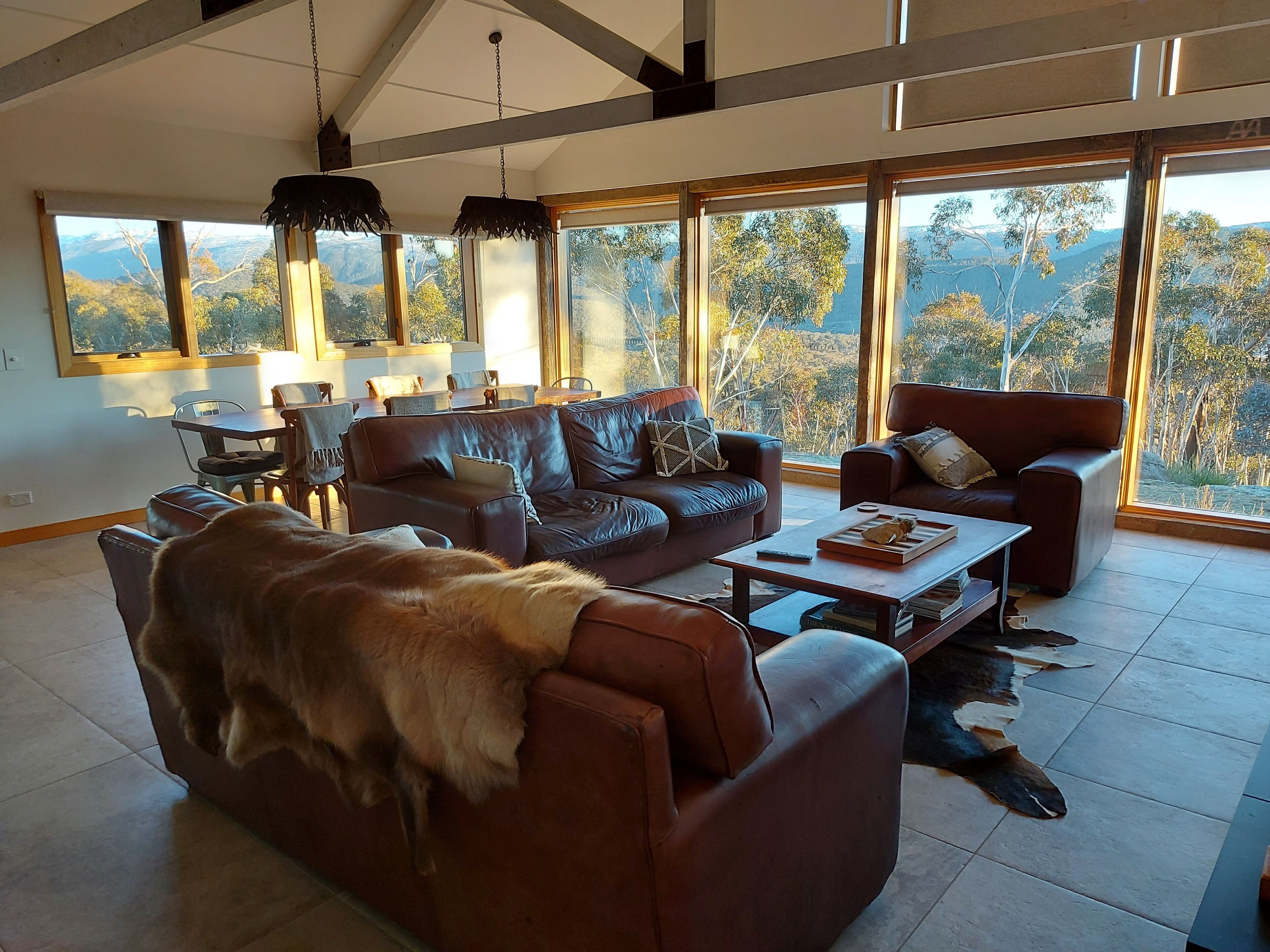Spectacular Mountain Retreat 'Rangeview' — image 11