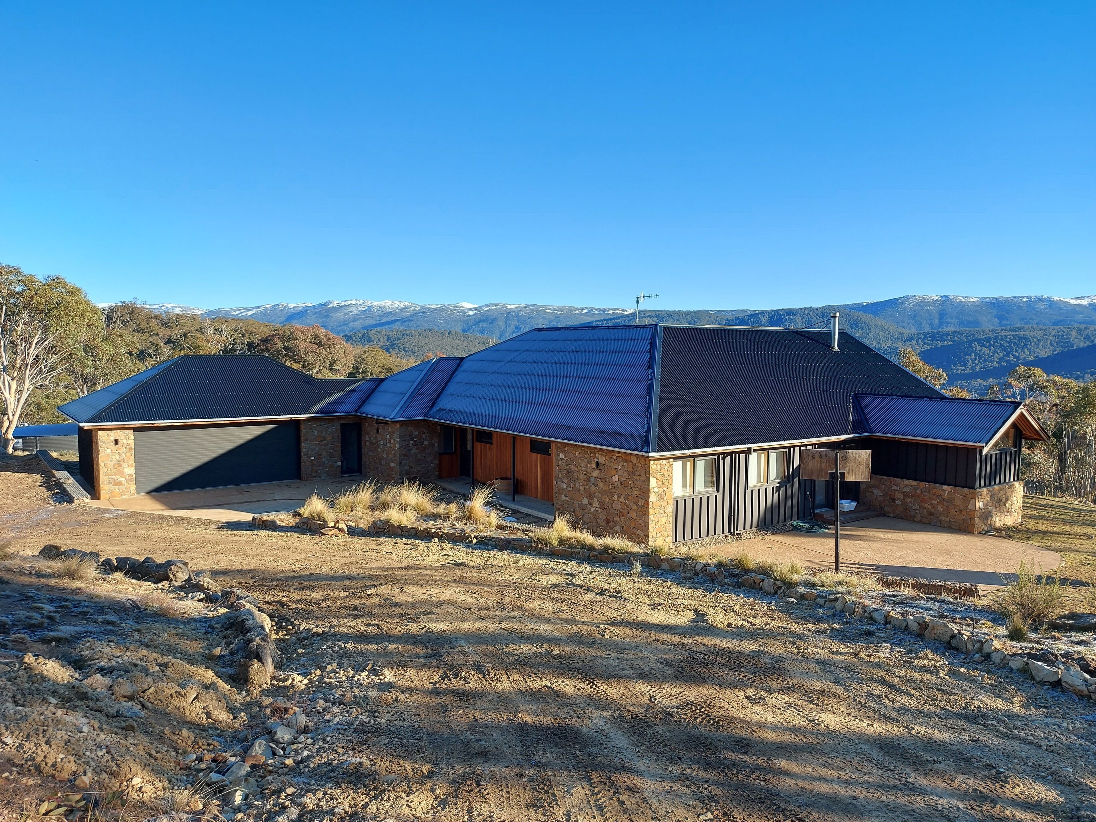 Spectacular Mountain Retreat 'Rangeview' — image 17