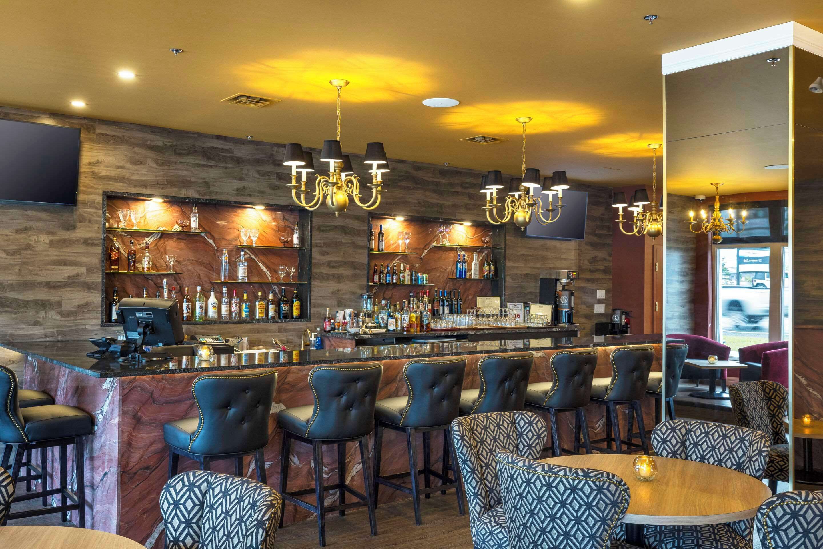 Photo - Halifax Tower Hotel & Conference Centre, an Ascend Collection Hotel