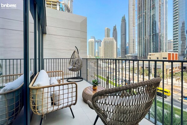 Deluxe Apartment | Balcony