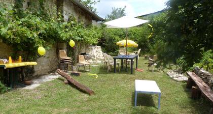 Charmante maison du XVIIe siÚcle idéalement située