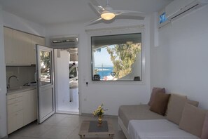 Comfort Studio | View from room - Bella View Mykonos Town Suites (Mykonos)