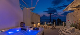 Bella View Mykonos Town Suites