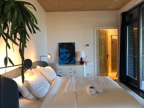 Luxury vacation studio near the Wadden Sea with private sauna.