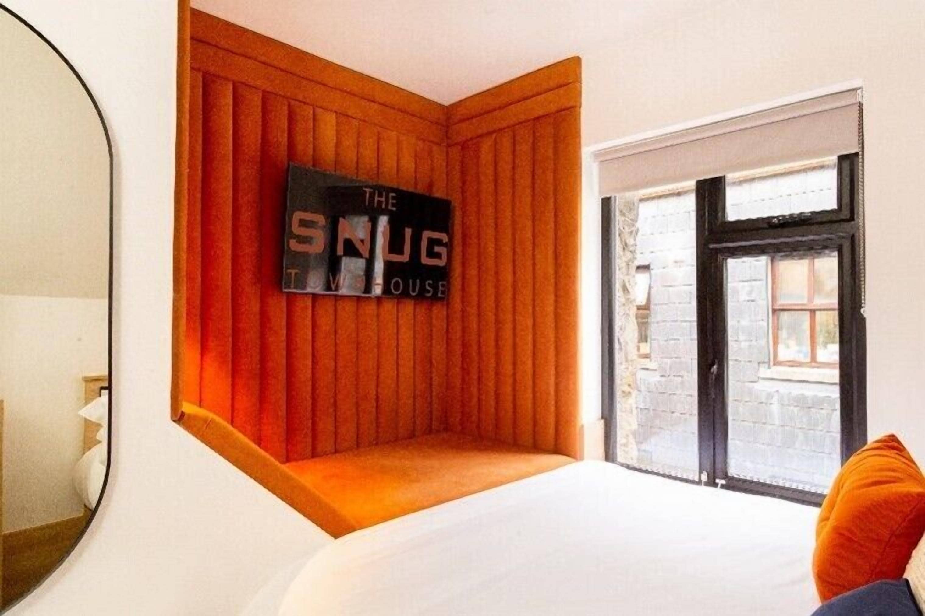 Photo - The Snug Townhouse