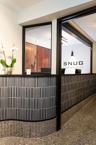 The Snug Townhouse