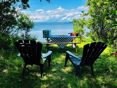 Writer’s Retreat. Secluded Waterfront Bras d’Or Lake, Cape Breton