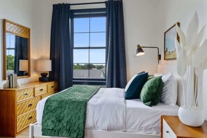 23 bedrooms, desk, iron/ironing board, travel cot - Private Heated Pool | 3 Luxury Residences (New Orleans)