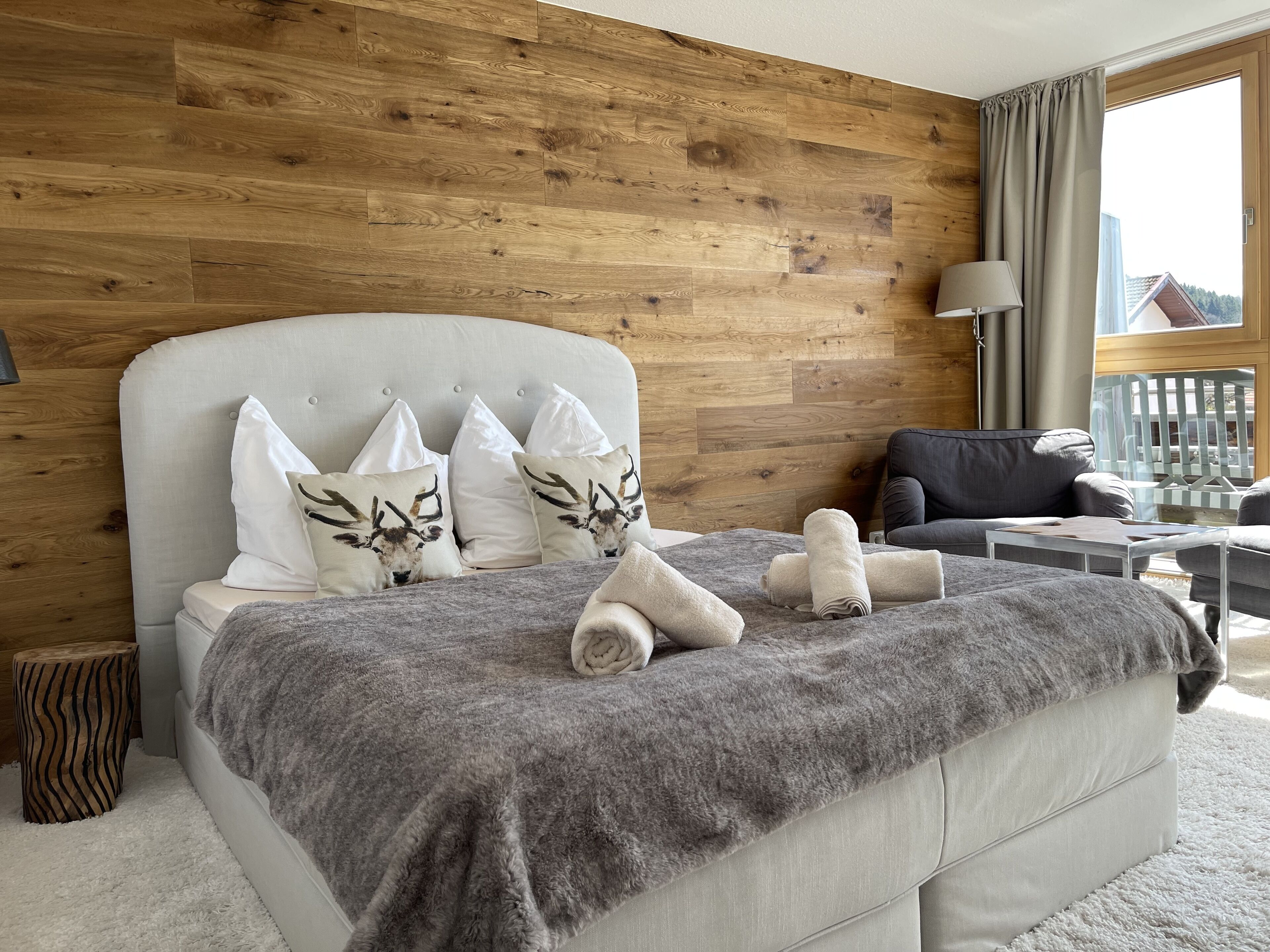 Apartment Casa Hirsch: central, mountain view, TV & Nespresso