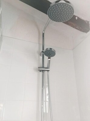 Shower - Amazing views traditional village house near beach (Finestrat)