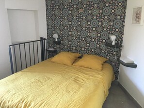2 habitaciones, tabla de planchar con plancha y wifi gratis