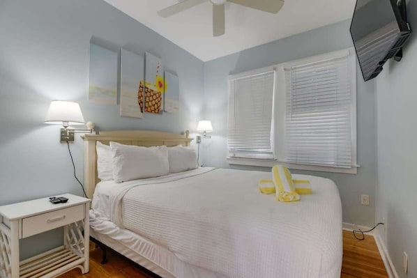 2 bedrooms, iron/ironing board, WiFi, bed sheets