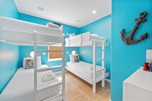 4 camere, ferro/asse da stiro, Wi-Fi gratuito, lenzuola