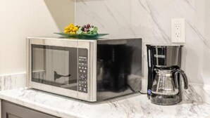 Unclassified image, 5 of 20, button - Mississauga Sweet Basement For Family (Mississauga)