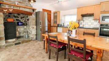 Cottage | Interior