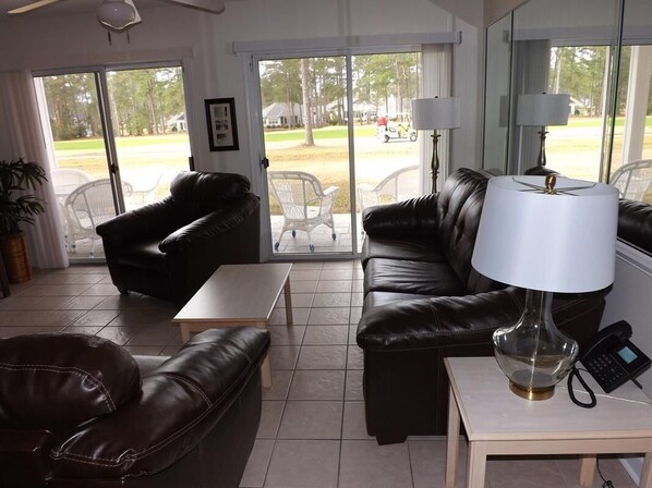 Villa, 2 Bedrooms | Living room