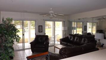 Villa, 2 Bedrooms | Living room | TV