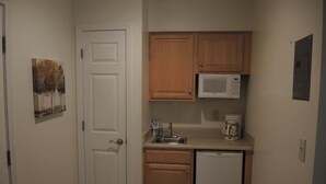 Unclassified image, 4 of 26, button - Brunswick Plantation Resort and Golf Villas 2302l in the Heart of NC Seafood Country by Redawning (Calabash)