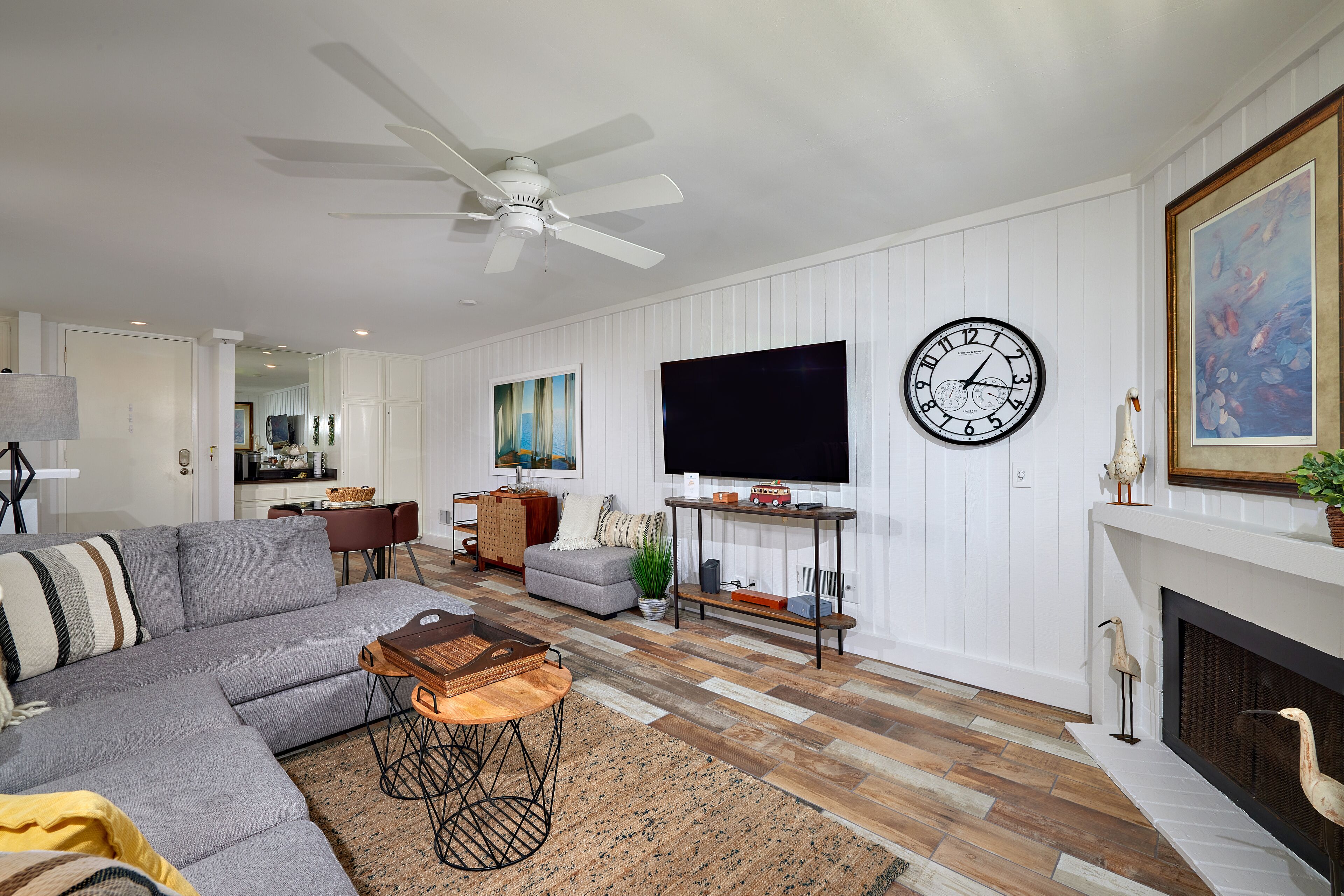 Newly Refurbished Beach Condo with Beautiful Garden & Peek Ocean Views at NCV