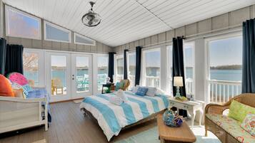 5 bedrooms, in-room safe, iron/ironing board, travel cot