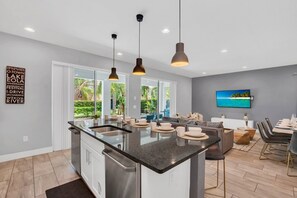 Dining - Last Minute Disney Getaway! Luxury Villa with Private Pool. Book Now! #40161 (Orlando)