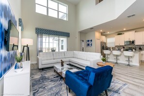 Smart TV - Last Minute Disney! Private Pool, Hot Tub, Game Room & Themed Bedrooms. Book Now! #39088 (Orlando)