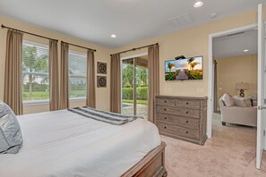 6 bedrooms, iron/ironing board, WiFi, bed sheets