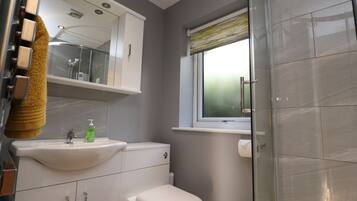 Ferienhaus | Badezimmer | Dusche