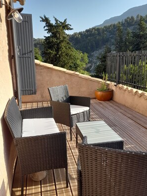 Property grounds - Baronnies Regional Nature Park (Plaisians)