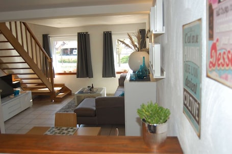 Living area. Fleurs des champs 2 - Rochefort