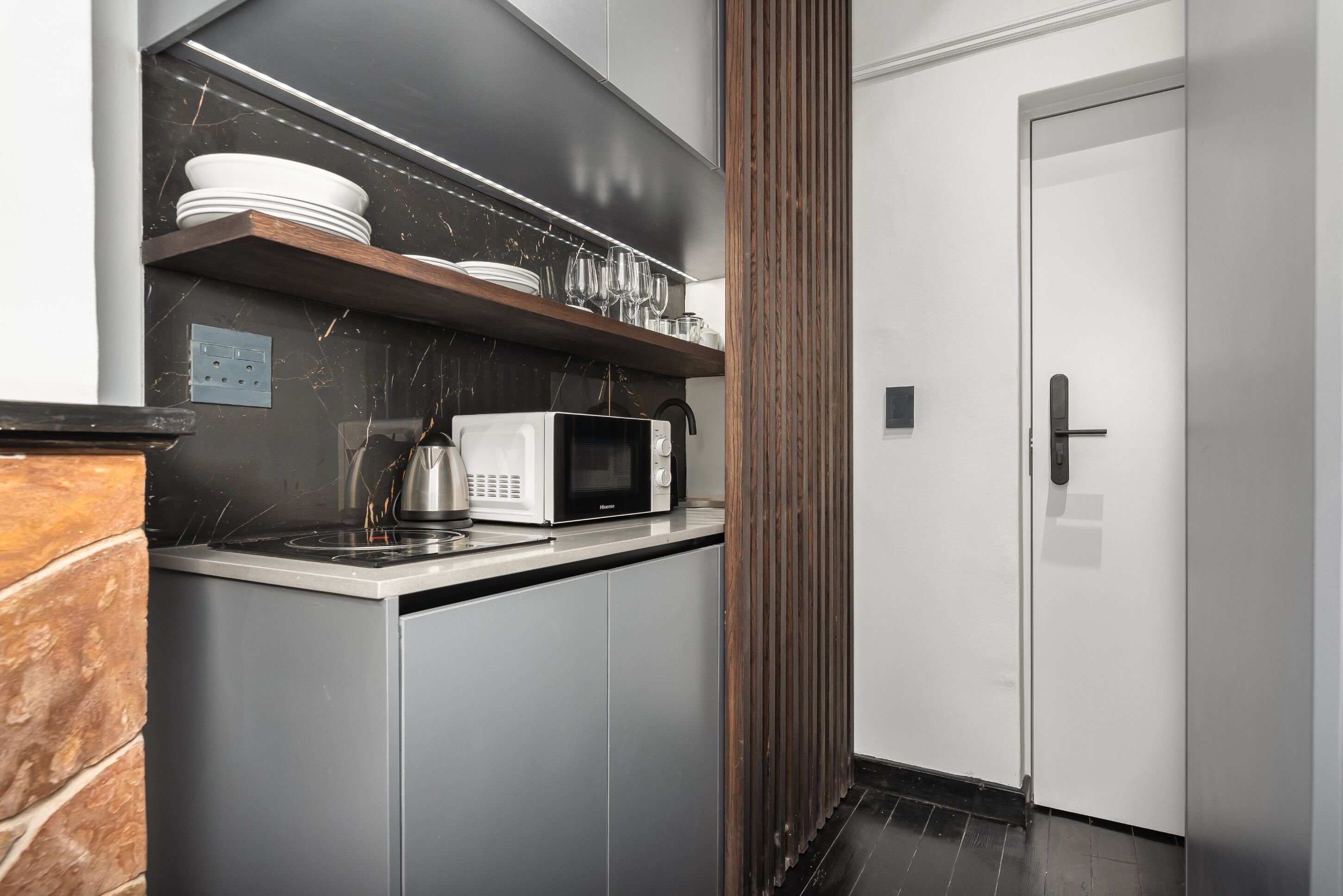 Fridge, microwave, stovetop, electric kettle