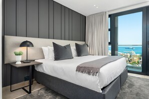 1 chambre, coffre-fort, fer et planche à repasser, accès à Internet
