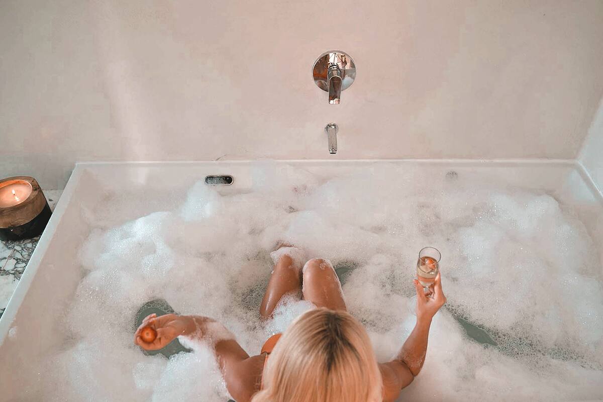 Honeymoon Room | Room amenity