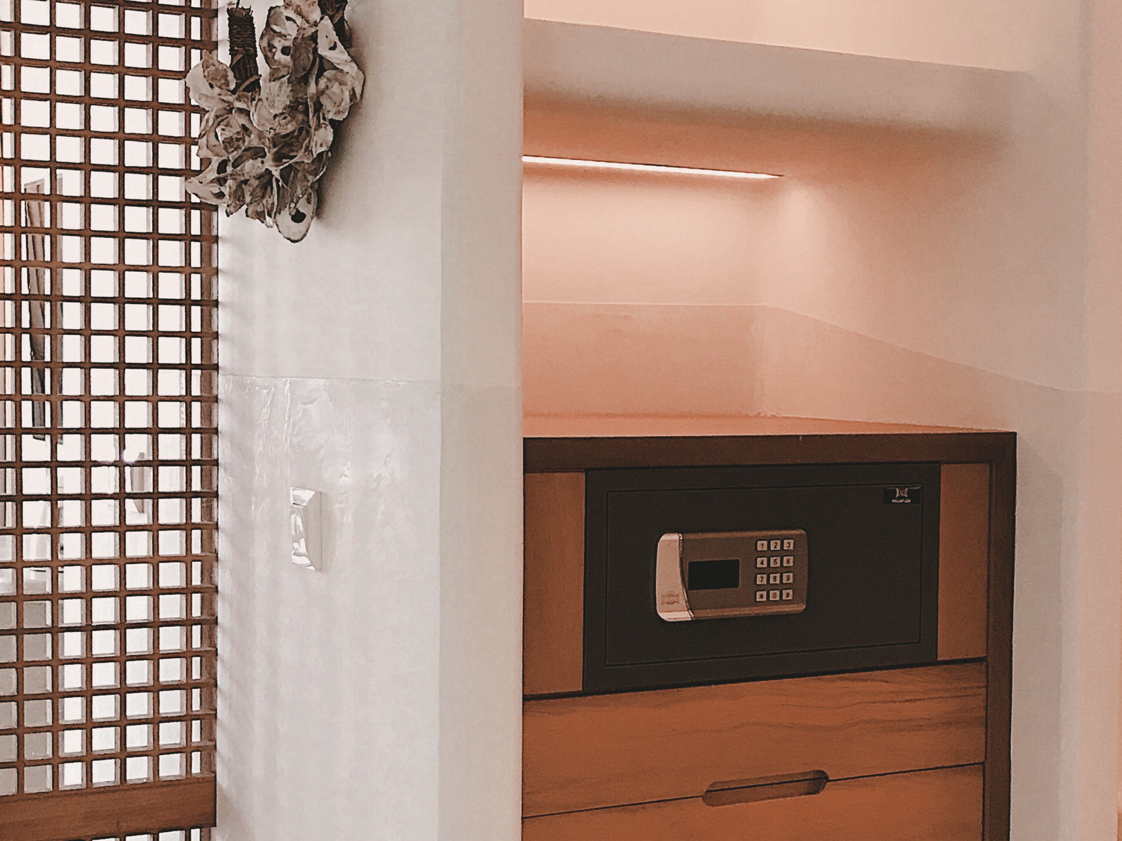 Room amenity