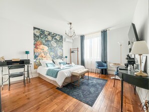 Superior-Doppelzimmer, mit Bad, Parkblick (ÉLÉGANTE)