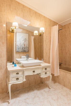 Bathroom - São Bento Deluxe 42 (Porto)