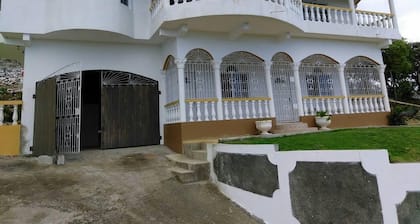 Remarkable 2-bed Villa in Fair Prospect Sea View