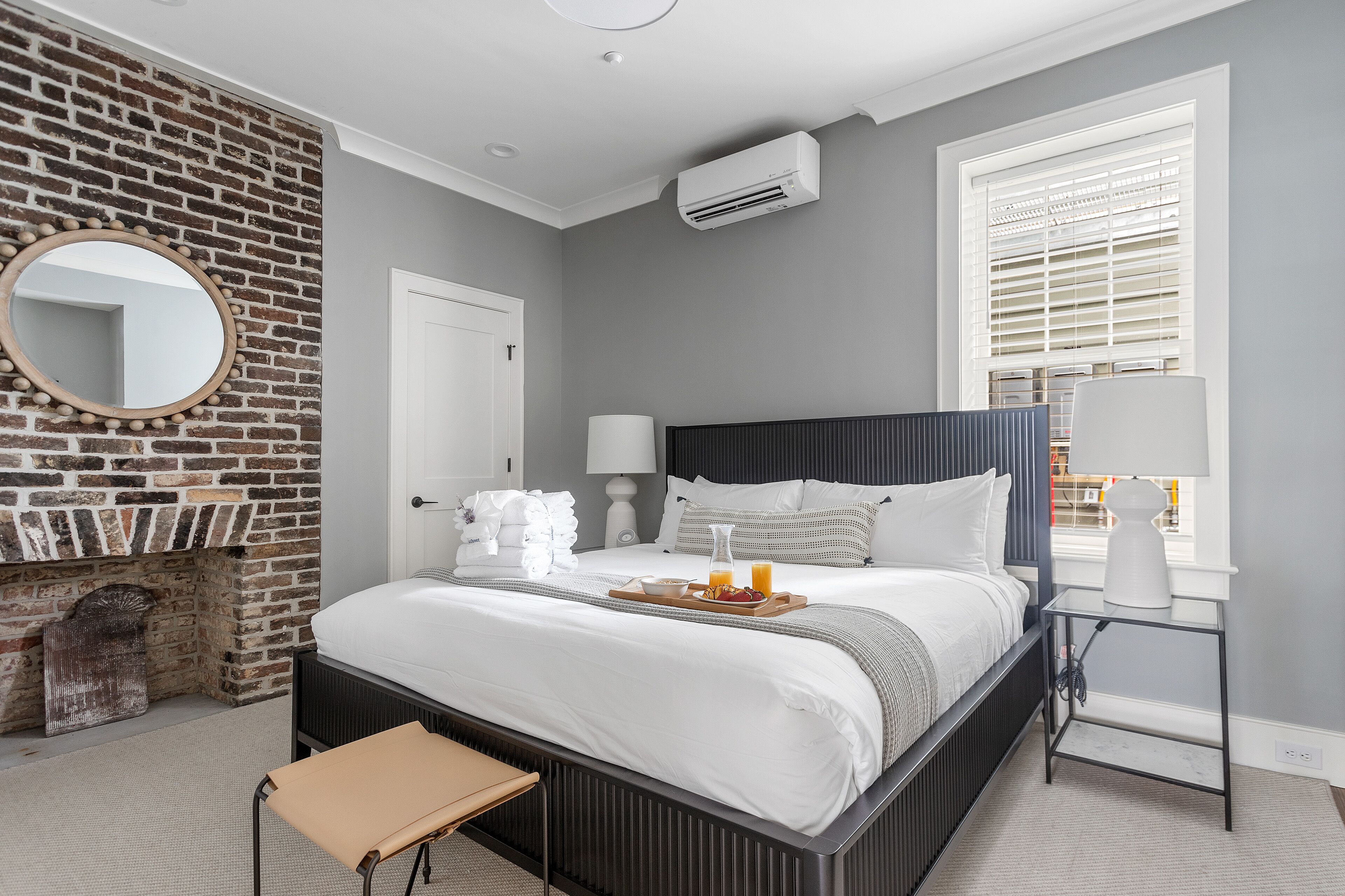 Thomas Waring House (Suite B) by Stay Duvet!