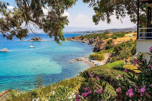 Yiangos House - Three Bedroom Villa, Sleeps 6