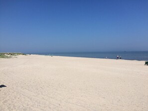 In Strandnähe, Liegestühle